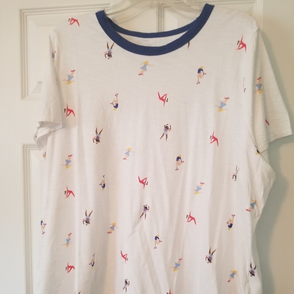 Old Navy Tops - New Old Navy T-Shirt